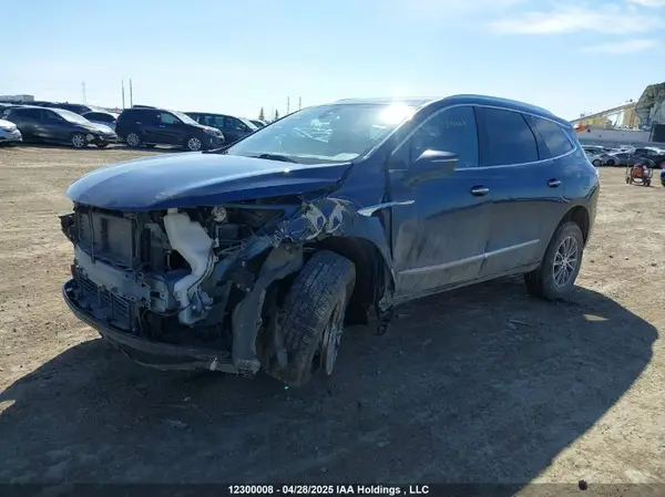 5GAEVAKW3NJ100708 2022 BUICK ENCLAVE - Image 2