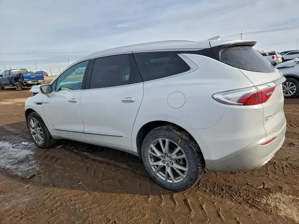 5GAEVAKW3RJ117787 2024 BUICK ENCLAVE - Image 2