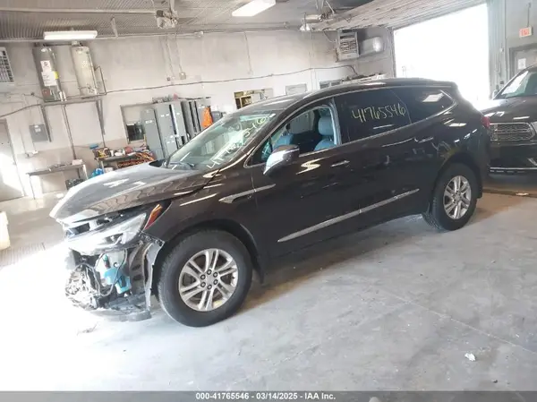 5GAEVAKW4JJ130827 2018 BUICK ENCLAVE - Image 2