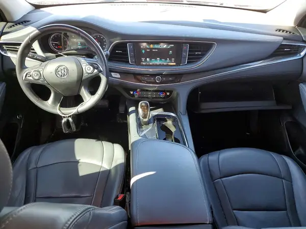 5GAEVAKW4JJ157252 2018 BUICK ENCLAVE - Image 8