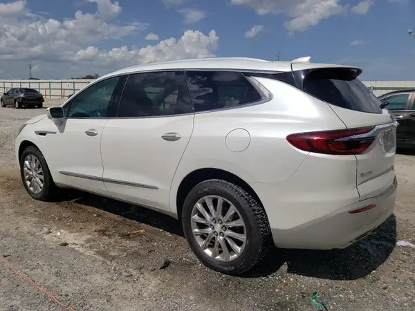 5GAEVAKW4JJ159826 2018 BUICK ENCLAVE - Image 2