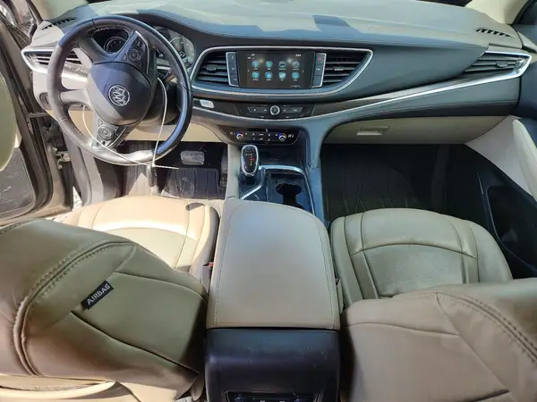 5GAEVAKW4JJ163083 2018 BUICK ENCLAVE - Image 8