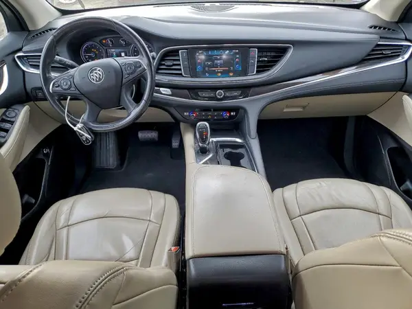 5GAEVAKW4JJ226974 2018 BUICK ENCLAVE - Image 8