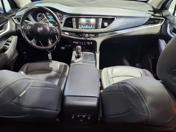 5GAEVAKW4KJ300833 2019 BUICK ENCLAVE - Image 8
