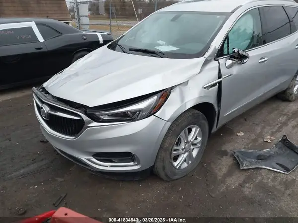 5GAEVAKW4LJ318833 2020 BUICK ENCLAVE - Image 2