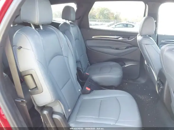 5GAEVAKW4NJ100667 2022 BUICK ENCLAVE - Image 8