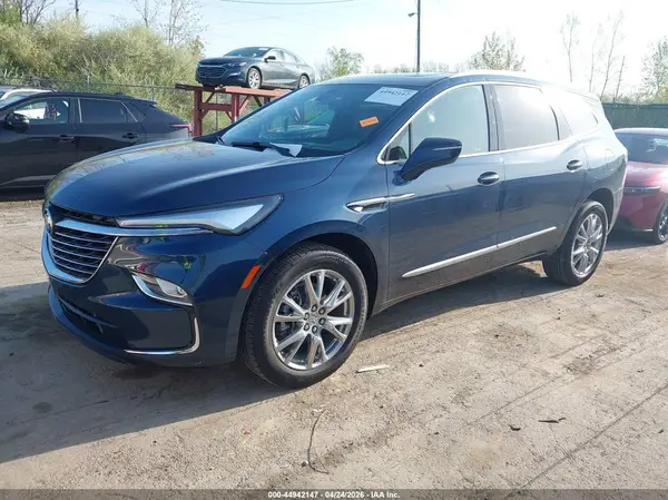 5GAEVAKW4PJ248658 2023 BUICK ENCLAVE - Image 2