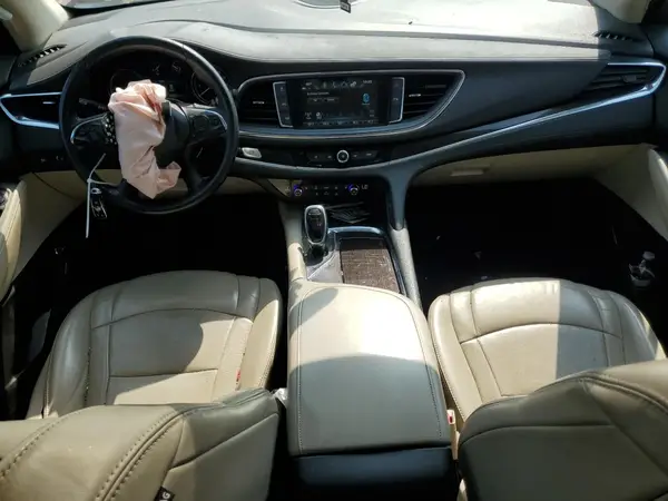 5GAEVAKW5JJ143506 2018 BUICK ENCLAVE - Image 8