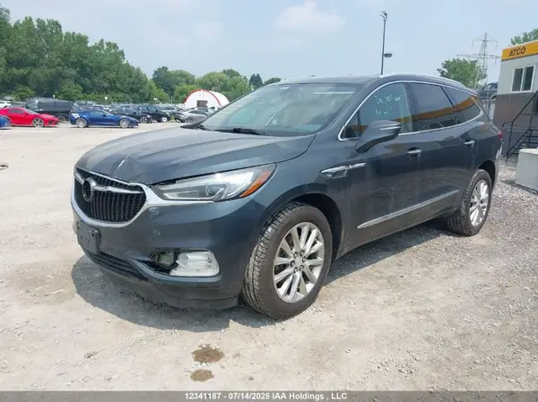 5GAEVAKW5JJ155445 2018 BUICK ENCLAVE - Image 2