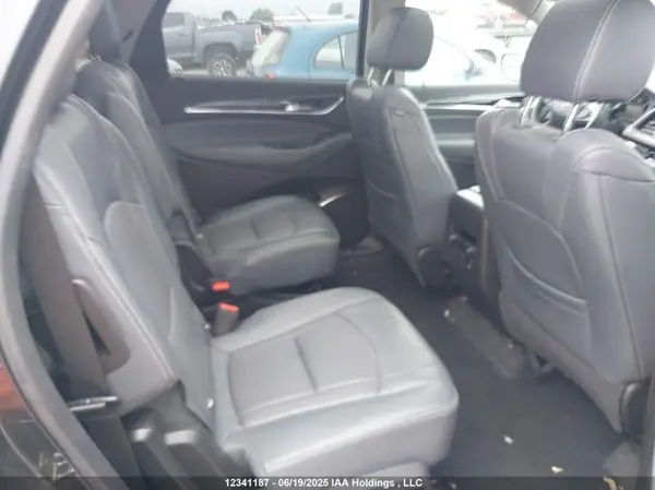 5GAEVAKW5JJ155445 2018 BUICK ENCLAVE - Image 8