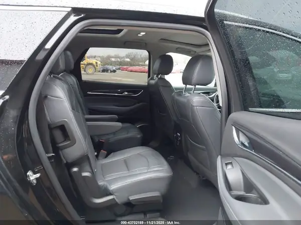 5GAEVAKW5JJ248658 2018 BUICK ENCLAVE - Image 8
