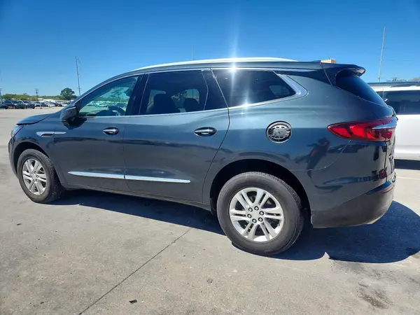 5GAEVAKW5JJ285001 2018 BUICK ENCLAVE - Image 2