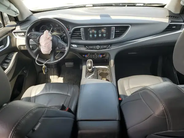 5GAEVAKW5KJ301778 2019 BUICK ENCLAVE - Image 8