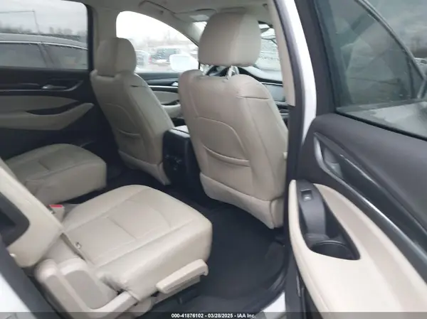 5GAEVAKW5LJ175424 2020 BUICK ENCLAVE - Image 8