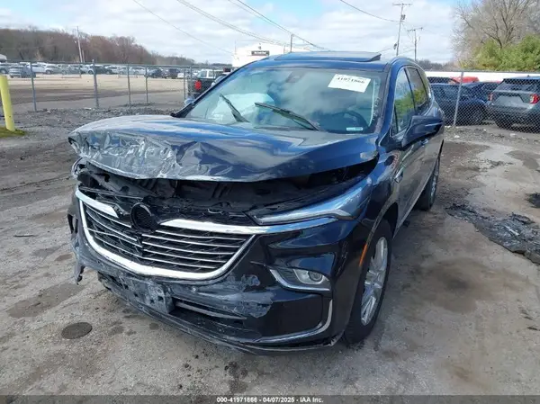 5GAEVAKW5NJ136447 2022 BUICK ENCLAVE - Image 2