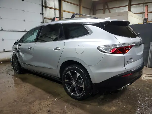 5GAEVAKW5NJ175572 2022 BUICK ENCLAVE - Image 2