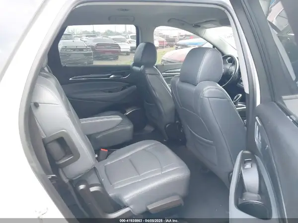 5GAEVAKW6KJ177679 2019 BUICK ENCLAVE - Image 8