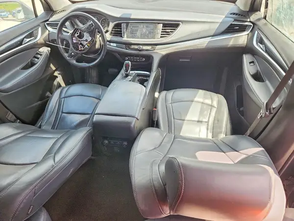 5GAEVAKW6KJ301076 2019 BUICK ENCLAVE - Image 8