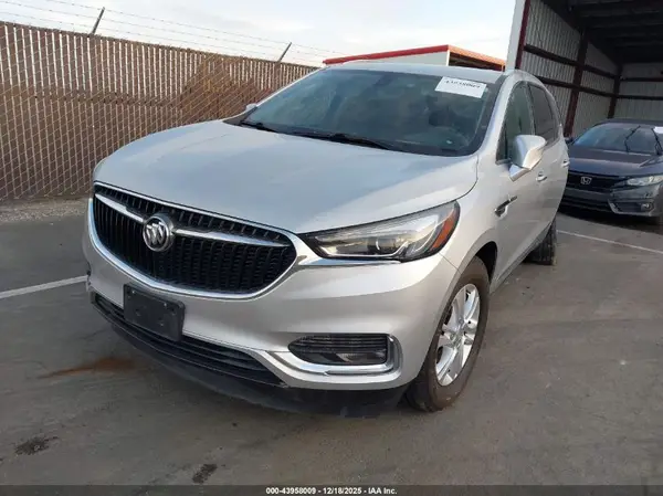 5GAEVAKW6LJ105379 2020 BUICK ENCLAVE - Image 2