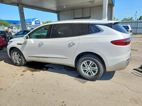 5GAEVAKW6LJ267674 2020 BUICK ENCLAVE - Image 2