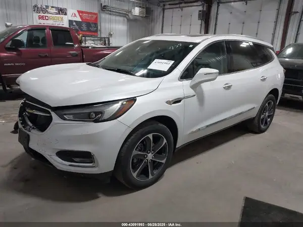 5GAEVAKW6MJ107649 2021 BUICK ENCLAVE - Image 2