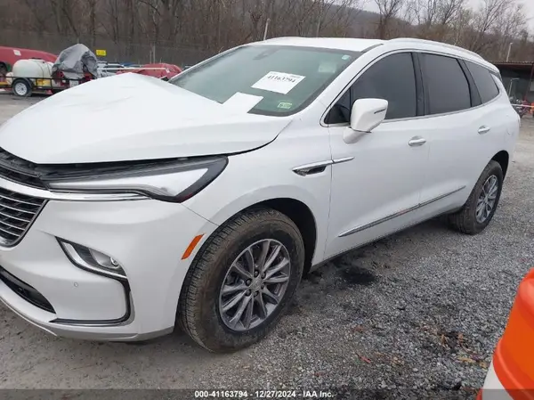 5GAEVAKW6NJ163673 2022 BUICK ENCLAVE - Image 2