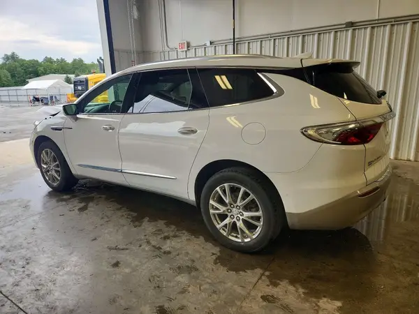 5GAEVAKW6PJ137576 2023 BUICK ENCLAVE - Image 2