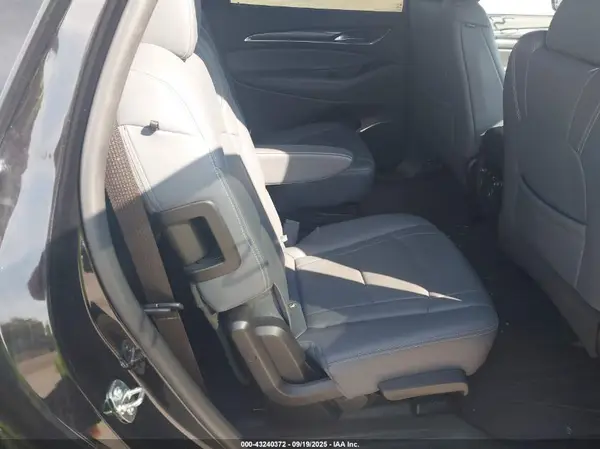 5GAEVAKW6PJ169265 2023 BUICK ENCLAVE - Image 8