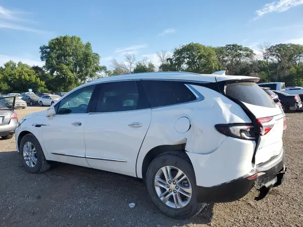5GAEVAKW7JJ141045 2018 BUICK ENCLAVE - Image 2