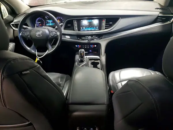 5GAEVAKW7JJ151753 2018 BUICK ENCLAVE - Image 8
