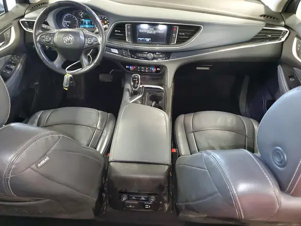 5GAEVAKW7JJ177821 2018 BUICK ENCLAVE - Image 8