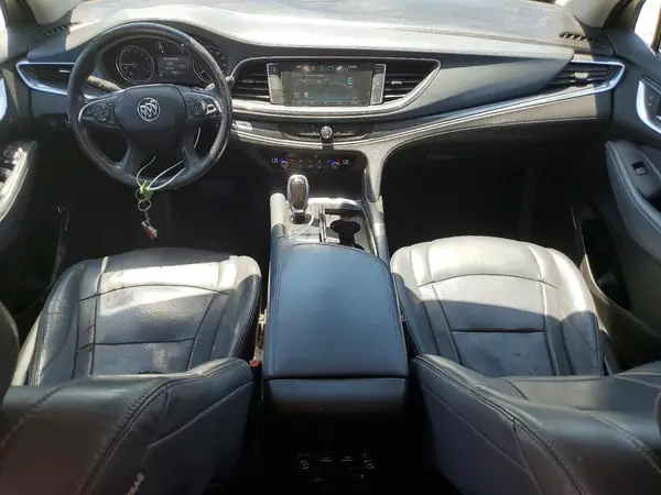 5GAEVAKW7JJ228248 2018 BUICK ENCLAVE - Image 8