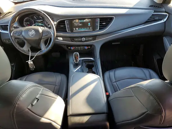 5GAEVAKW7JJ263243 2018 BUICK ENCLAVE - Image 8
