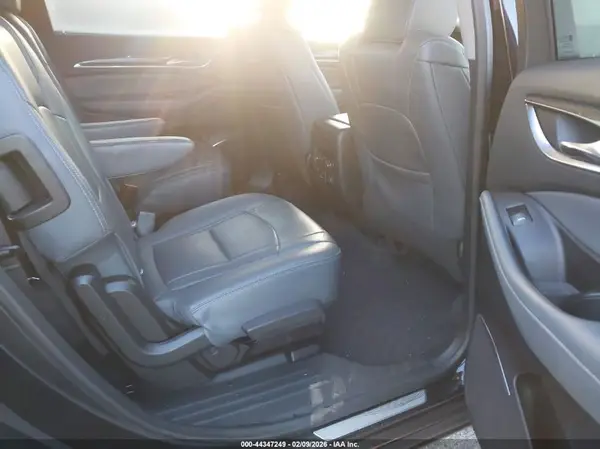 5GAEVAKW7LJ108470 2020 BUICK ENCLAVE - Image 8