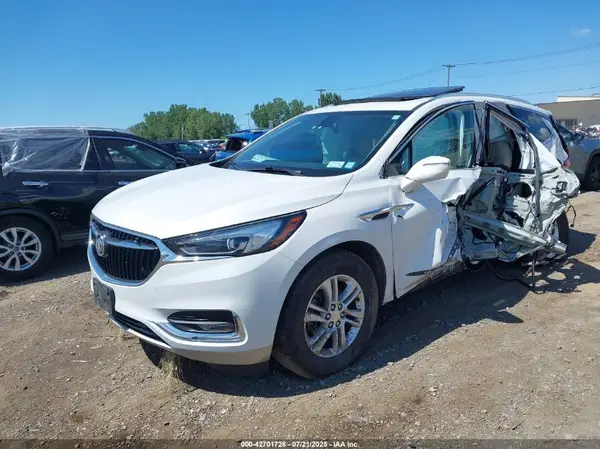 5GAEVAKW7LJ211582 2020 BUICK ENCLAVE - Image 2