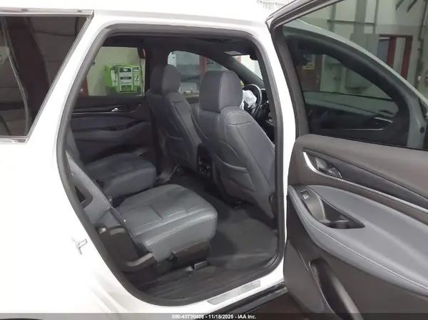 5GAEVAKW7RJ120286 2024 BUICK ENCLAVE - Image 8