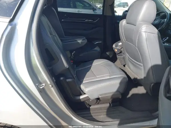 5GAEVAKW8JJ136999 2018 BUICK ENCLAVE - Image 8