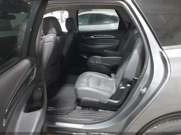 5GAEVAKW8JJ143533 2018 BUICK ENCLAVE - Image 8