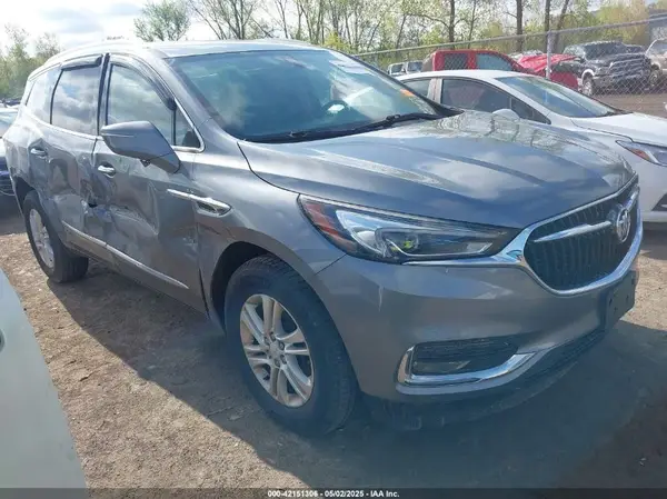 5GAEVAKW8JJ150322 2018 BUICK ENCLAVE - Image 1