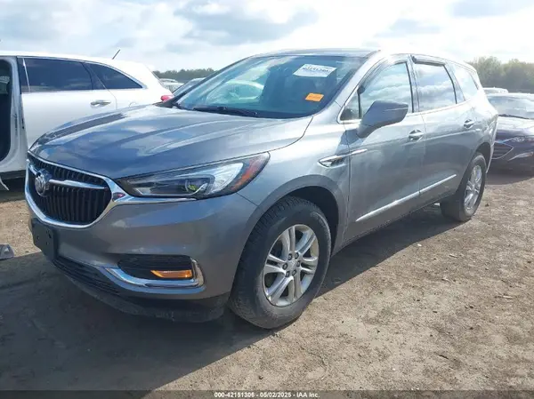 5GAEVAKW8JJ150322 2018 BUICK ENCLAVE - Image 2