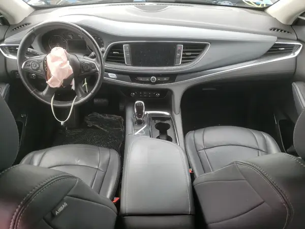 5GAEVAKW8JJ156895 2018 BUICK ENCLAVE - Image 8
