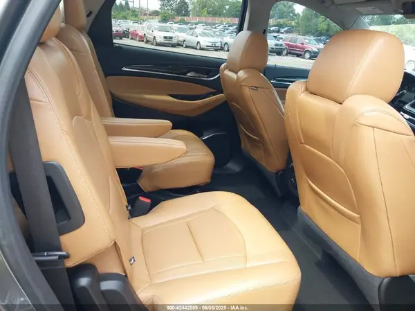 5GAEVAKW8JJ212706 2018 BUICK ENCLAVE - Image 8