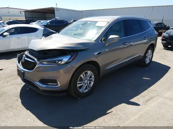 5GAEVAKW8JJ247133 2018 BUICK ENCLAVE - Image 2