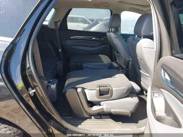 5GAEVAKW8JJ250033 2018 BUICK ENCLAVE - Image 8