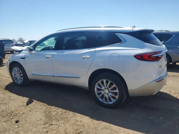 5GAEVAKW8JJ257693 2018 BUICK ENCLAVE - Image 2