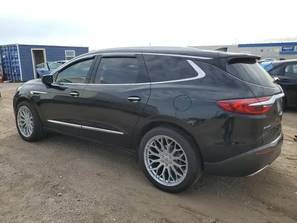 5GAEVAKW8JJ267270 2018 BUICK ENCLAVE - Image 2