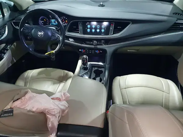 5GAEVAKW8KJ143002 2019 BUICK ENCLAVE - Image 8