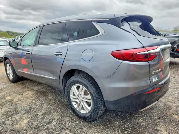 5GAEVAKW8MJ176259 2021 BUICK ENCLAVE - Image 2