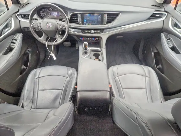 5GAEVAKW8MJ176259 2021 BUICK ENCLAVE - Image 8