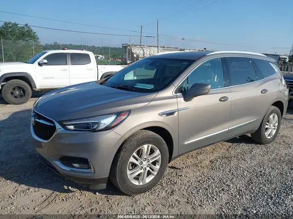5GAEVAKW9JJ126675 2018 BUICK ENCLAVE - Image 2